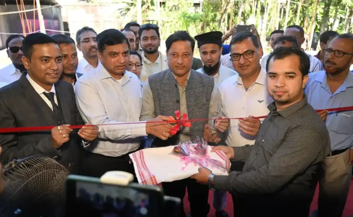 CMV360 coverage of Montra Electric exclusive e-3W dealership in Silchar
