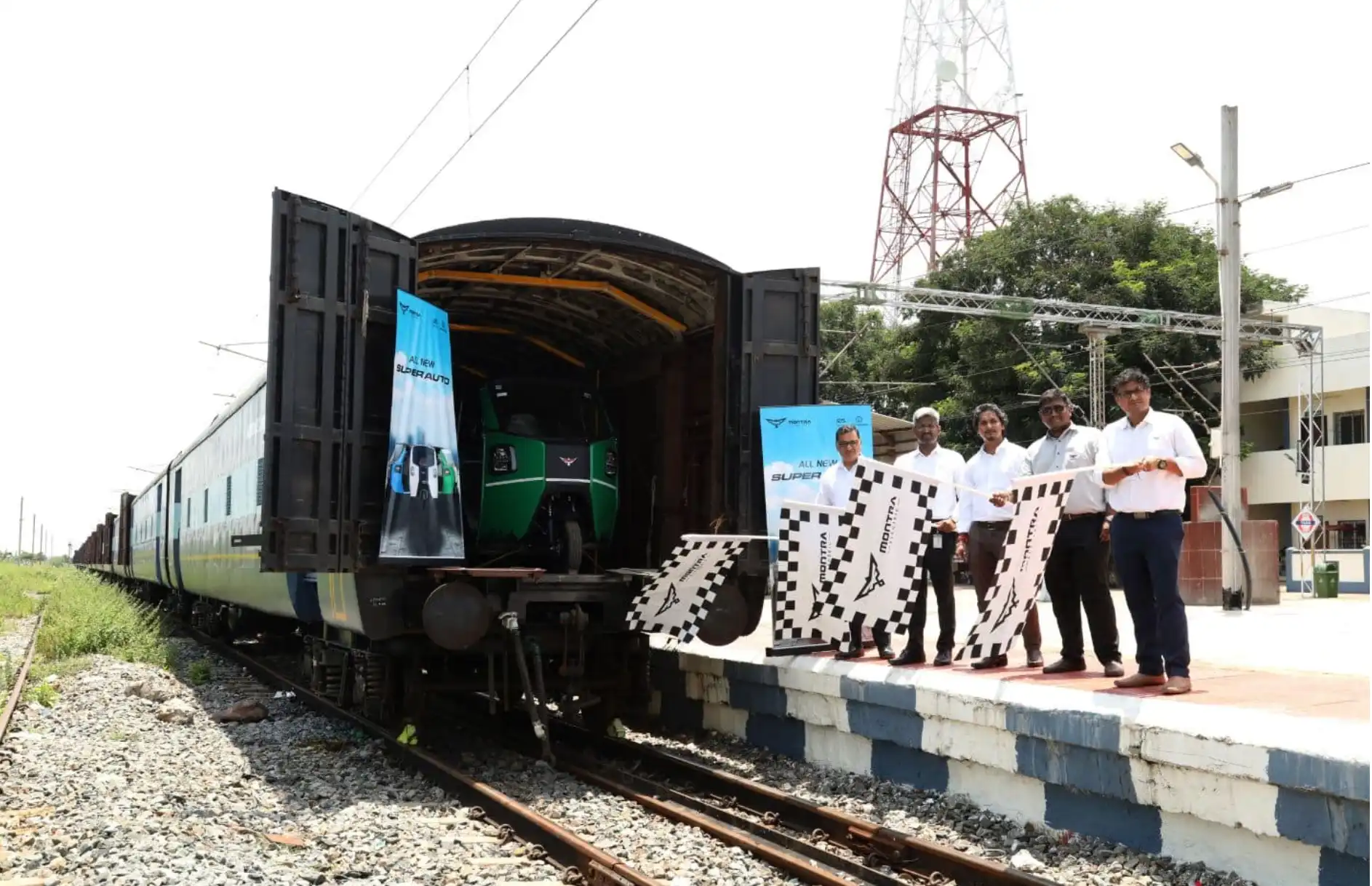Commercial Vehicle coverage of 175 Super Autos shipped by rail